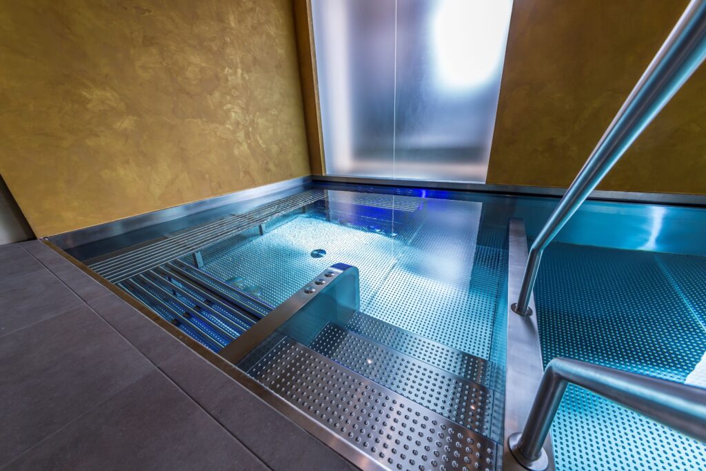 Stainless steel whirlpool IMAGINOX with modern design