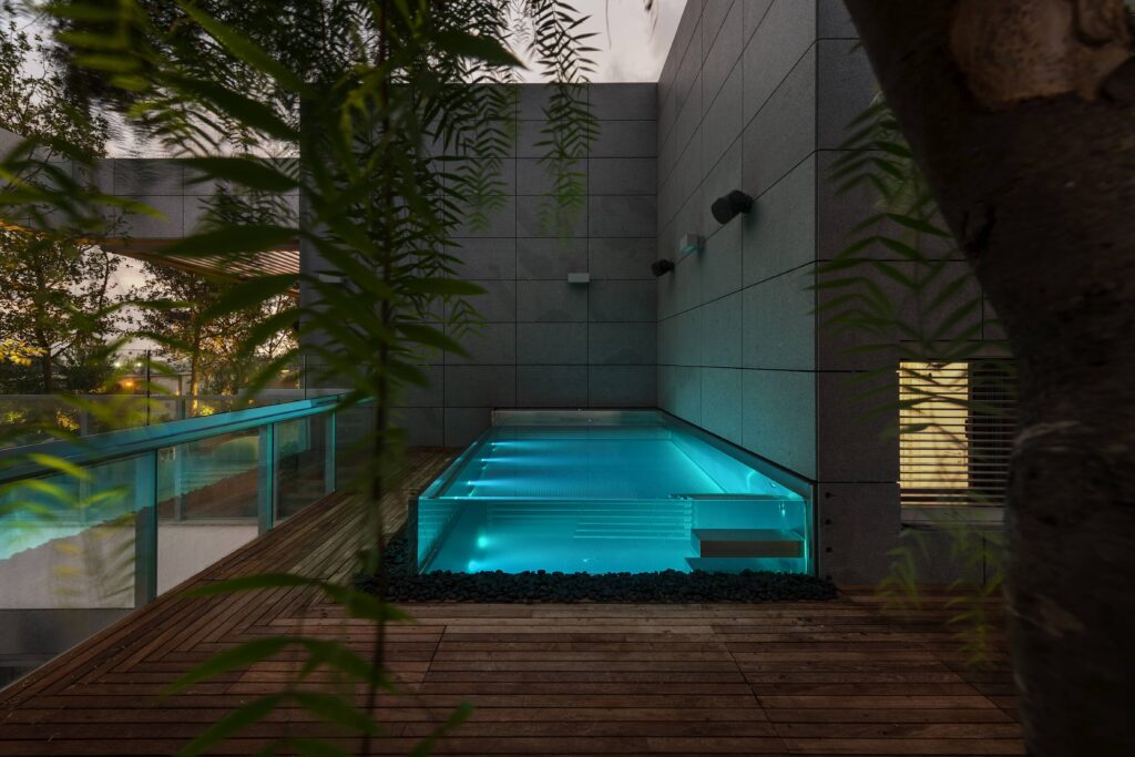 Stailness steel ourdoor glass pool IMAGINOX