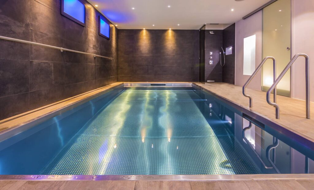 Stainless steel swimming pool  IMAGINOX with air massage area