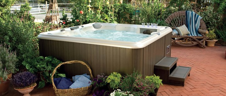 FAQ – dvacet často kladených otázek o vířivkách | Aquamarine Spa