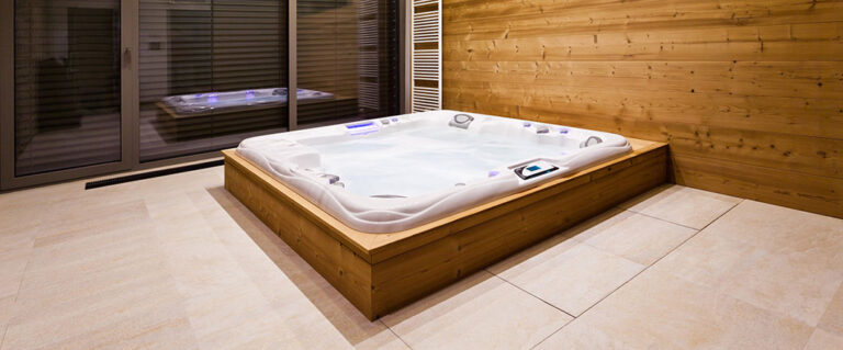 Nová realizace vířivky Sundance Spas | Aquamarine Spa